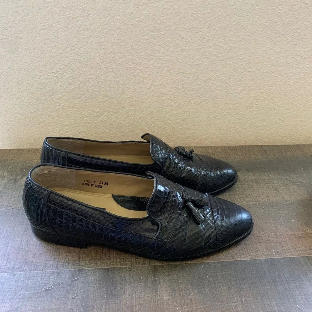 Giorgio‎ Brutini Mens 11M Black Genuine Snake Skin Leather Tassel Loafers